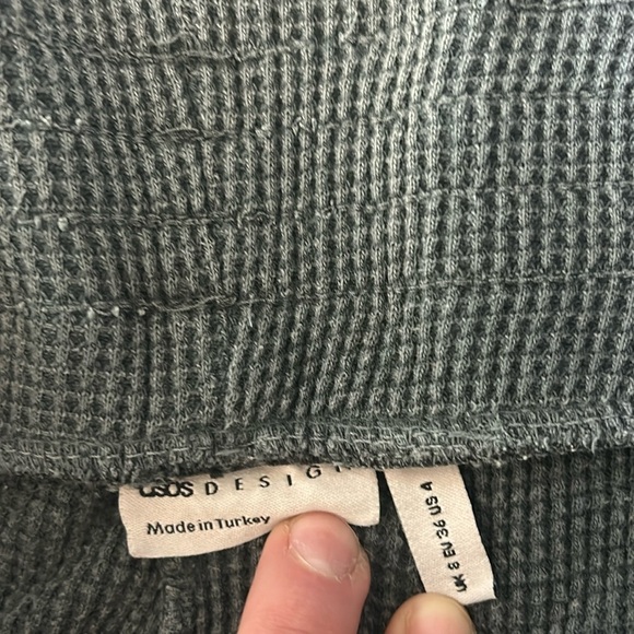 Gray ASOS Shorts - Picture 3 of 4